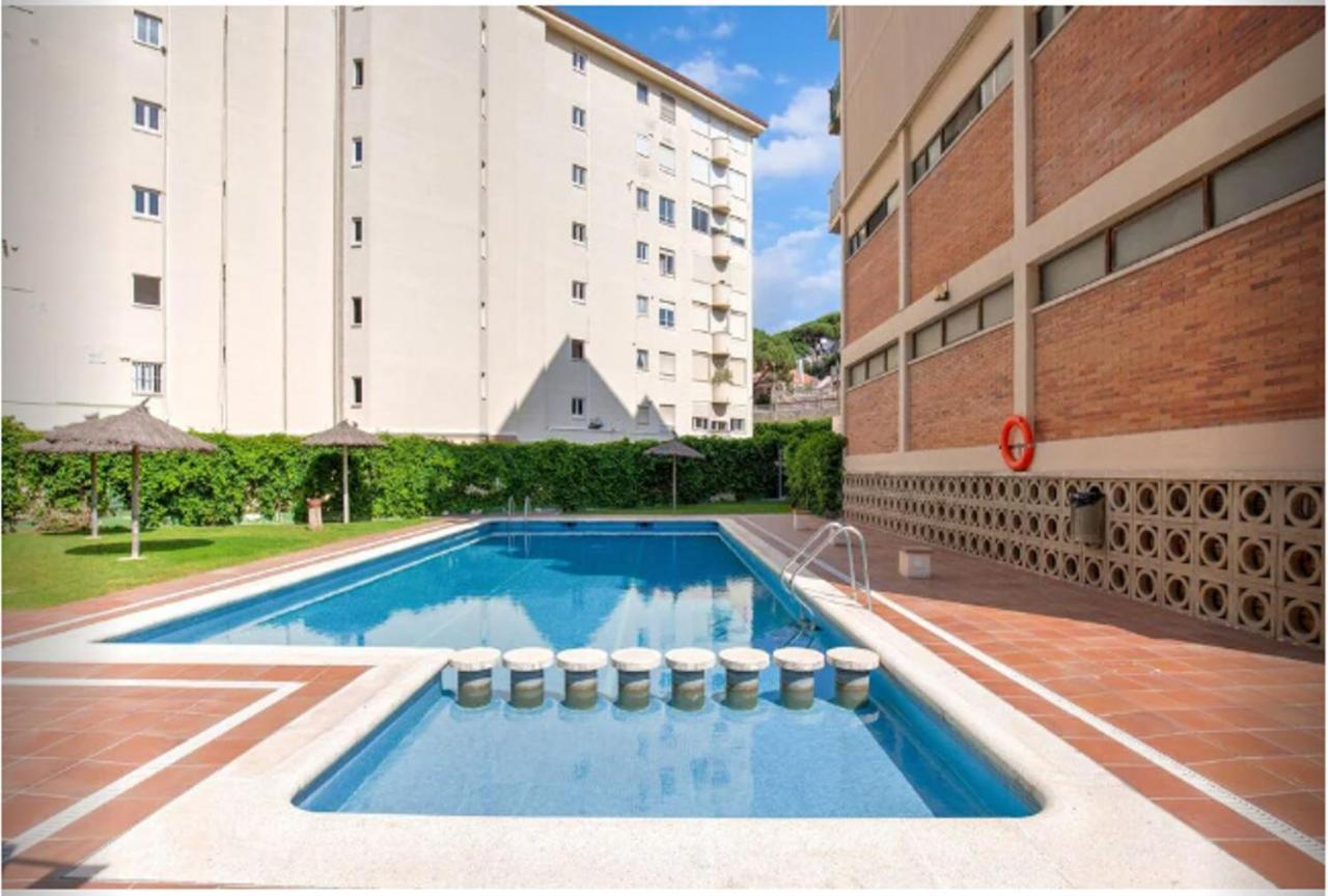 One Bedroom Flat In Fenals Lloret De Mar For 4 People Exterior foto